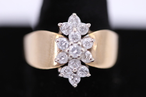  14KT Lady's Diamond Cluster Ring 0.90CT