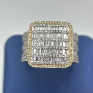  Men’s Diamond Cluster Ring 1.66 CTTW Appx Sz 10