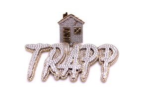  10KT Gold Trapp House Diamond Charm by Status Jewelers 7 1/2 CTTW Appx