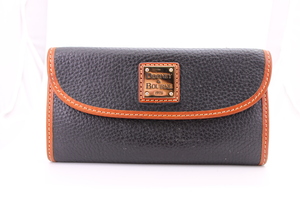 Dooney & Bourke Pebble Grain Continental Clutch