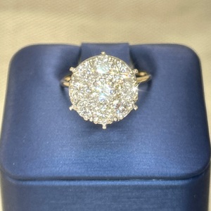  Ladies 10kt Yellow Gold Cluster Ring