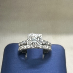  Ladies' 14kt White Gold Bridal Set