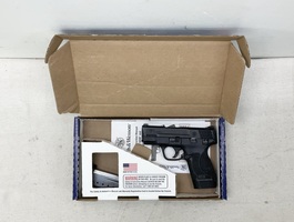 Smith & Wesson M&P 45 shield
