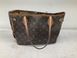Louis Vuitton Neverfull PM