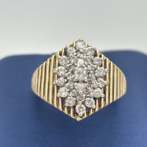  Gold 10kt Yellow Cocktail 6.00gms Ring DIA .86CT TW APPX SZ 10 w/ JAGI Cert